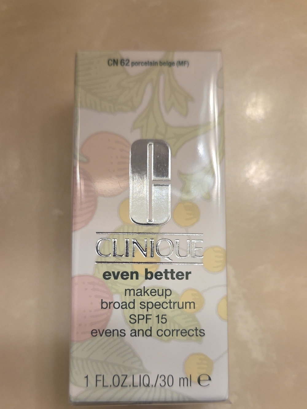 Clinique Even Better Makeup Broad Spectrum SPF 15 - Porcelain Beige CN 62